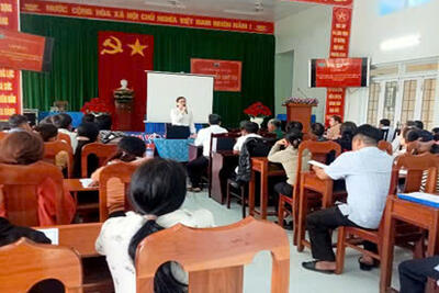 Hội Nông dân huyện Sơn Hà phối hợp với Hội Nông dân tỉnh Quảng Ngãi tổ chức tập huấn tuyên truyền về bình đẳng giới và phòng chống bạo lực gia đình năm 2025 tại xã Sơn Bao